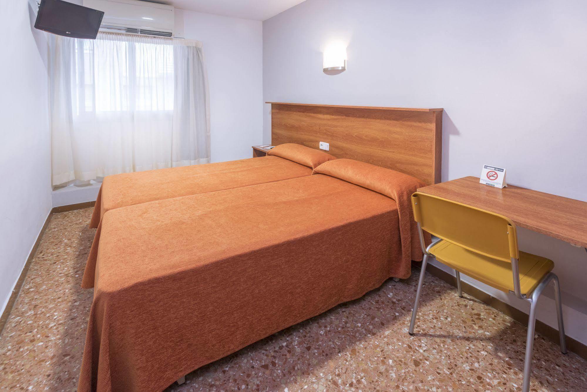 Hotel Catalunya Express Tarragona Eksteriør billede
